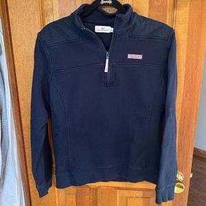 Vineyard vines navy quarter zip sweatshirt. Great condition